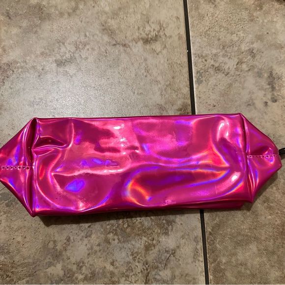 NWOT Hot Pink Cosmetics Bag - Picture 2 of 3